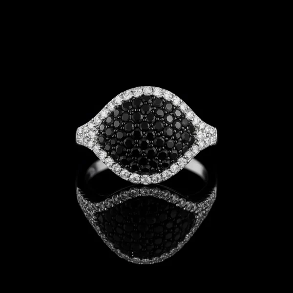 Black And White Diamond Oval Ring Nº7