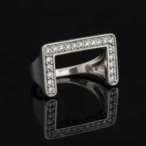 Piazza Square Diamond Ring Nº29
